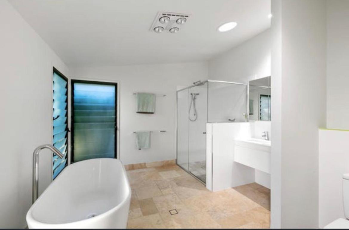 Dezen Accomodation Palmview Ngoại thất bức ảnh